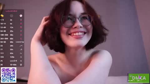 Snapshot of cinacandy chatting on 25, 7, 2026 L online show from 25, 7, 2026