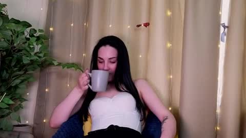 Nia online show from 25, 4, 2026