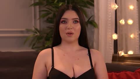 Snapshot of cindycruse chatting on 6, 3, 2026 Cindy online show from 6, 3, 2026