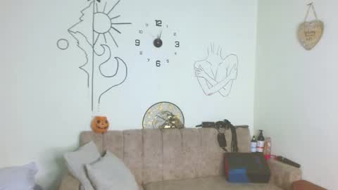 Snapshot of cinna__ chatting on 2, 11, 2025 cinna__ online show from 2, 11, 2025