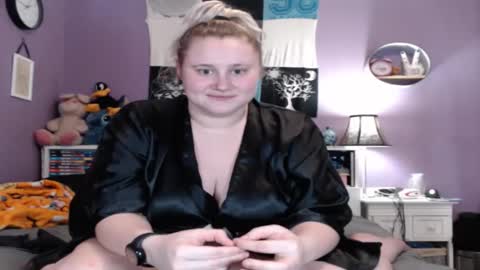 Cinna online show from 11, 11, 2025