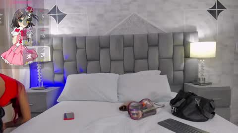 CintiaCollins  online show from 3, 1, 2025