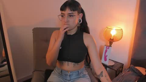 Snapshot of cintya_kors chatting on 4, 2, 2025 Cintya online show from 4, 2, 2025