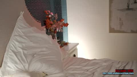 Snapshot of cique_black chatting on 14, 1, 2026 Shara online show from 14, 1, 2026