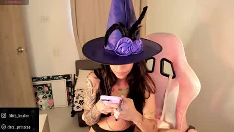 Paulina online show from 31, 10, 2025