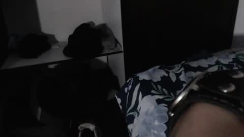 Snapshot of cirosky_elchicopolla chatting on 22, 12, 2025 cirosky_elchicopolla online show from 22, 12, 2025