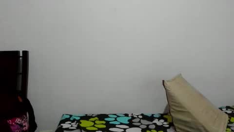 Snapshot of cirosky_elchicopolla chatting on 7, 1, 2026 cirosky_elchicopolla online show from 7, 1, 2026