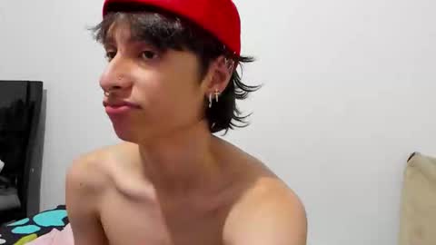 Snapshot of cirosky_elchicopolla chatting on 8, 1, 2026 cirosky_elchicopolla online show from 8, 1, 2026