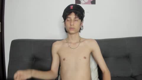 Snapshot of cirosky_elchicopolla chatting on 12, 1, 2026 cirosky_elchicopolla online show from 12, 1, 2026