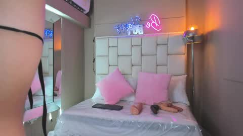 Claire UwU online show from 1, 4, 2026