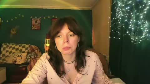 Snapshot of clancyosbourne chatting on 11, 5, 2026 Clancy online show from 11, 5, 2026