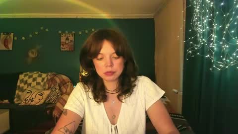 Snapshot of clancyosbourne chatting on 3, 6, 2026 Clancy online show from 3, 6, 2026