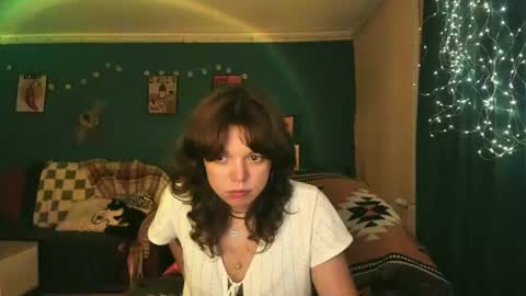 Snapshot of clancyosbourne chatting on 22, 6, 2026 Clancy online show from 22, 6, 2026