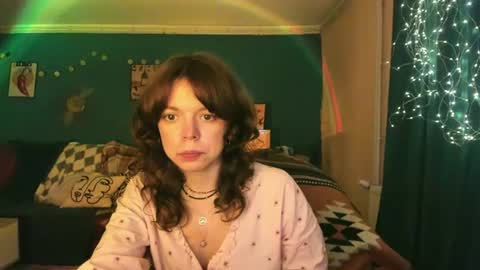 Snapshot of clancyosbourne chatting on 4, 7, 2026 Clancy online show from 4, 7, 2026