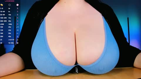 Clara  online show from 21, 12, 2024