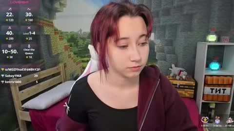 Snapshot of clarabenson chatting on 26, 9, 2025 clarabenson online show from 26, 9, 2025