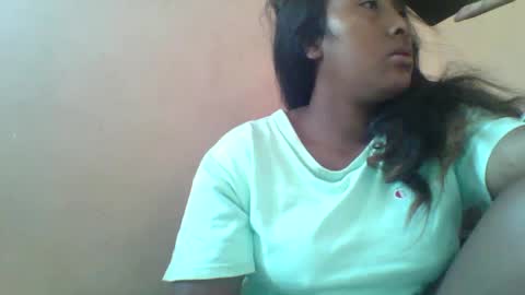 Snapshot of clarah0123 chatting on 6, 1, 2025 Clarah0123 online show from 6, 1, 2025