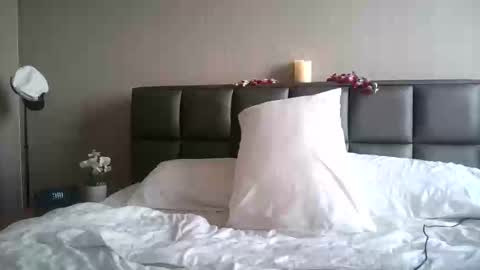 claralafontaine online show from 27, 2, 2026