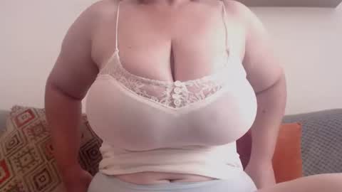 Clara online show from 17, 7, 2026