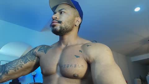 Snapshot of clark_strong chatting on 15, 11, 2025 clark_strong online show from 15, 11, 2025