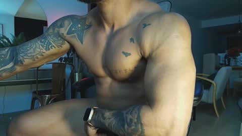 Snapshot of clark_strong chatting on 17, 11, 2025 clark_strong online show from 17, 11, 2025