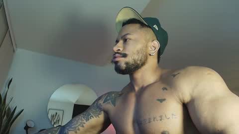 Snapshot of clark_strong chatting on 29, 11, 2025 clark_strong online show from 29, 11, 2025