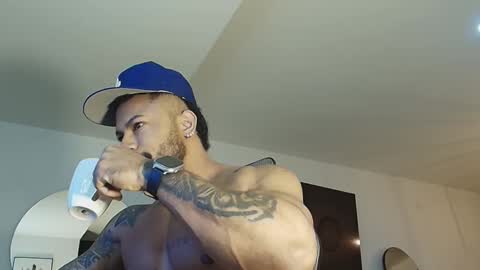 Snapshot of clark_strong chatting on 1, 3, 2026 clark_strong online show from 1, 3, 2026