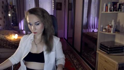 Snapshot of classyinna chatting on 8, 10, 2025 classyinna online show from 8, 10, 2025