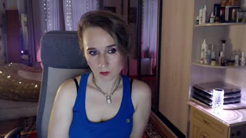 Snapshot of classyinna chatting on 23, 10, 2025 classyinna online show from 23, 10, 2025