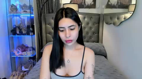 Snapshot of claudia_empress chatting on 14, 10, 2025 Naughty Claudia online show from 14, 10, 2025