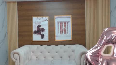 Claudina  online show from 14, 10, 2025