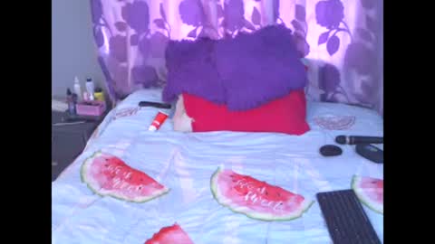 Snapshot of claudine_valencia chatting on 14, 12, 2024 claudine valencia online show from 14, 12, 2024