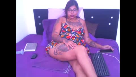 Snapshot of claudine_valencia chatting on 7, 2, 2026 claudine valencia online show from 7, 2, 2026