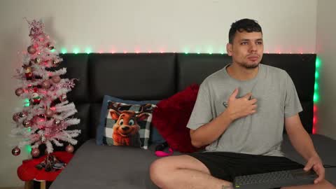 Girl Juliana and Federico online show from 19, 12, 2024