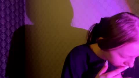 Cleo online show from 6, 2, 2026