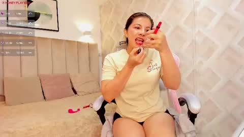 clhoe_johnson_ online show from 3, 8, 2026