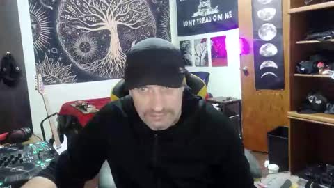 chad online show from 16, 12, 2025