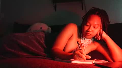 High Queen Clio online show from 11, 5, 2026