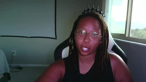 High Queen Clio online show from 15, 7, 2026
