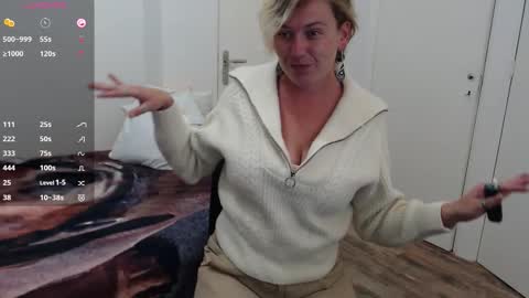 Syl  online show from 12, 9, 2025