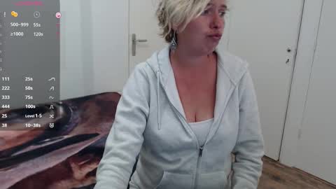 Syl  online show from 14, 9, 2025