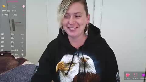 Syl  online show from 23, 11, 2025