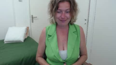 Syl  online show from 25, 6, 2026