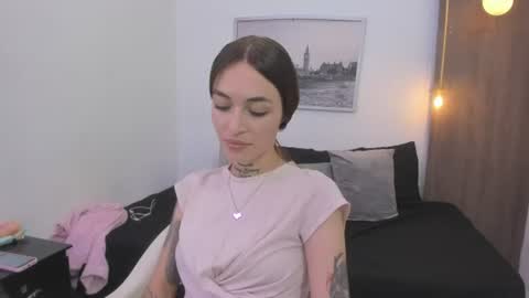 Snapshot of cloe_amazingg chatting on 10, 7, 2026 Cloe online show from 10, 7, 2026