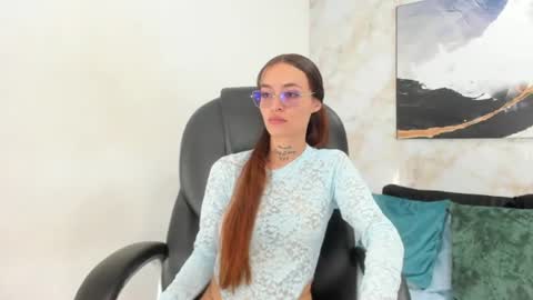 Snapshot of cloe_amazingg chatting on 19, 7, 2026 Cloe online show from 19, 7, 2026
