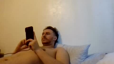 Snapshot of cloudyydayzz chatting on 9, 3, 2026 tallhungandcloudy online show from 9, 3, 2026