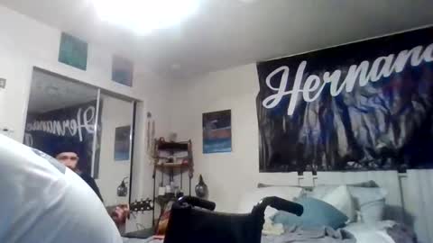 Snapshot of cloudyydayzz chatting on 17, 3, 2026 tallhungandcloudy online show from 17, 3, 2026