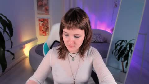  Clover  follow me  online show from 4, 12, 2024
