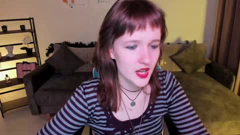  Clover  follow me  online show from 13, 12, 2024