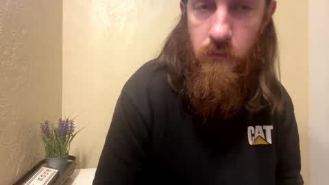 Snapshot of cloverboy1988 chatting on 31, 1, 2025 cloverboy1988 online show from 31, 1, 2025